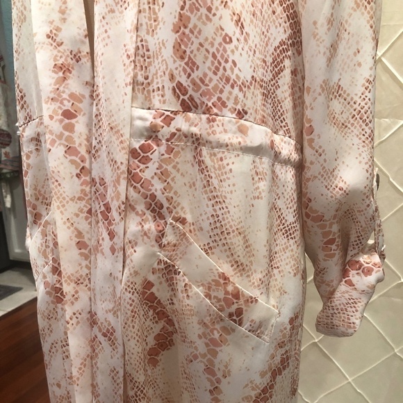 ANTHROPOLOGIE Cupcakes & Cashmere Neptune Spring Snake Print Satin Trench Medium - Picture 5 of 14